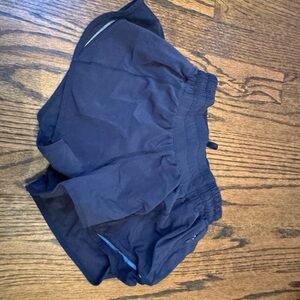 Size 2 Navy Lululemon hotty hot shorts 2.5 inch
